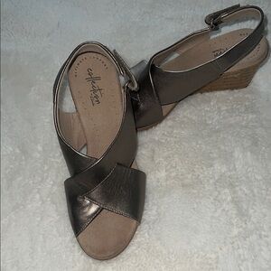 Clark’s Collection Women's Bronze Wedge Sandals 7